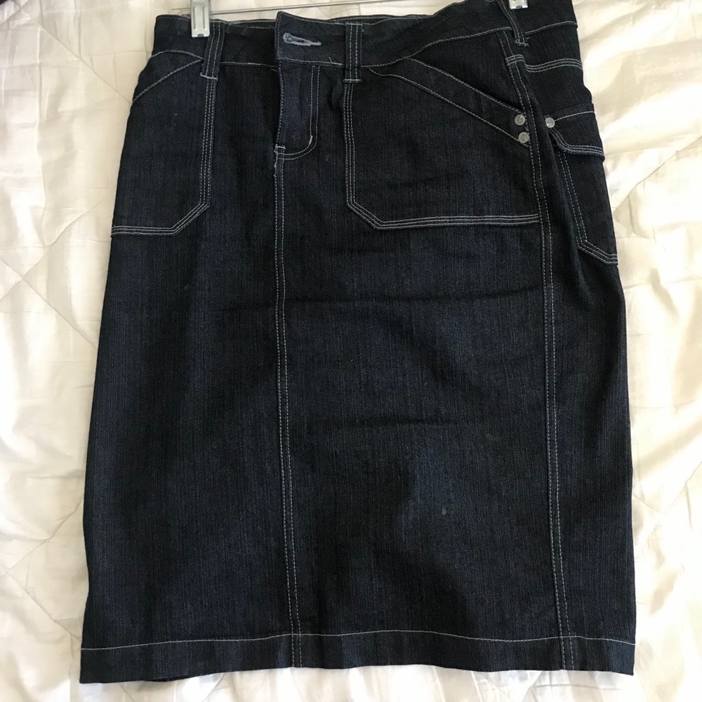 Denim skirt